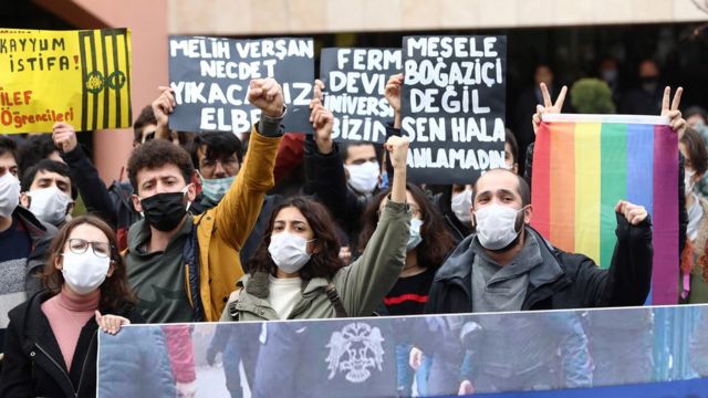Quell’anno in cui i militari vennero al liceo